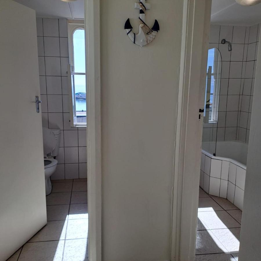 Green Door Guest House モーセル・ベイ エクステリア 写真